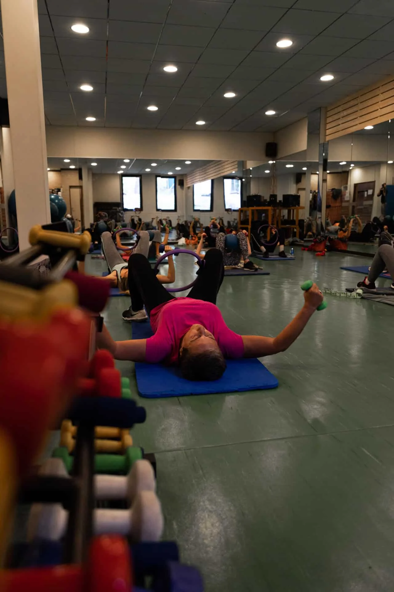 Cours de pilates au sol